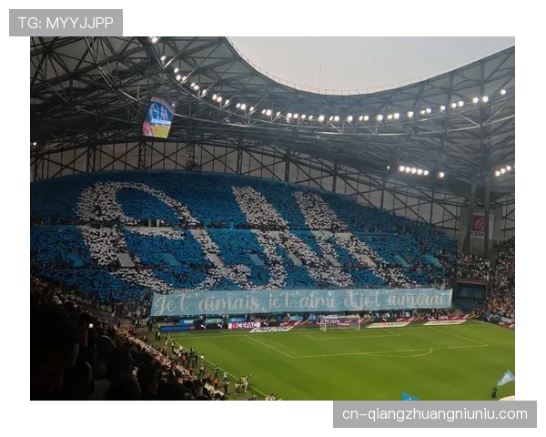 吉鲁2011年后法甲首次梅开二度,跨越14年 吉鲁2011年后法甲首次梅开二度,跨越14年